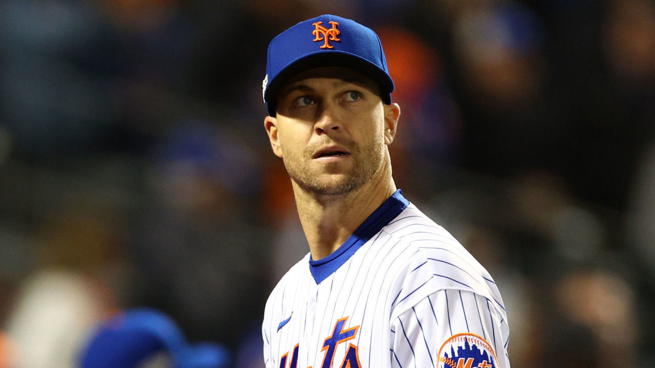 NEW YORK, NEW YORK - OCTOBER 08: Jacob deGrom #48 of the New York Mets walks out of the fourth inning against the San Diego Padres in game two of the Wild Card Series at Citi Field on October 08, 2022 in New York City.