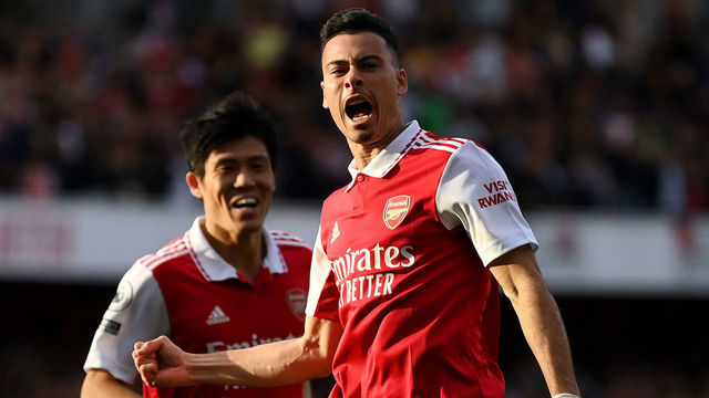 LONDON, ENGLAND - OCTOBER 09: Gabriel Martinelli of Arsenal celebrates after scoring their team's first goal during the Premier League match between Arsenal FC and Liverpool FC at Emirates Stadium on October 09, 2022 in London, England.