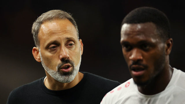 STUTTGART, GERMANY - OCTOBER 09: Pellegrino Matarazzo speaks to Sehrou Guirassy of VfB Stuttgart during the Bundesliga match between VfB Stuttgart and 1. FC Union Berlin at Mercedes-Benz Arena on October 09, 2022 in Stuttgart, Germany.