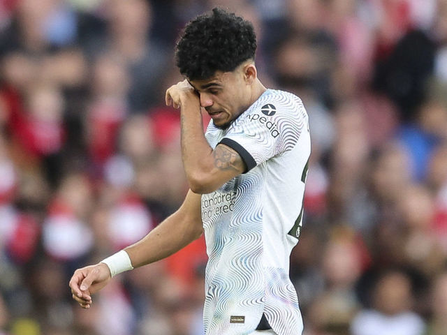 LONDON, ENGLAND - OCTOBER 09: Luis Diaz of Liverpool goes off injured during the Premier League match between Arsenal FC and Liverpool FC at Emirates Stadium on October 09, 2022 in London, England.
