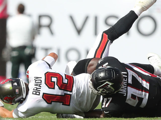 Atlanta Falcons: Ref Jerome Boger has comical explanation for awful call