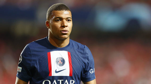 LISBON, PORTUGAL - OCTOBER 05: Kylian Mbappe of Paris Saint-Germain looks on during the UEFA Champions League group H match between SL Benfica and Paris Saint-Germain at Estadio do Sport Lisboa e Benfica on October 5, 2022 in Lisbon, Portugal.