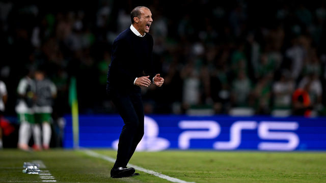 HAIFA, ISRAEL - OCTOBER 11: head coach of Juventus Massimiliano Allegri shouts to his players during the UEFA Champions League group H match between Maccabi Haifa FC and Juventus at Sammy Ofer Stadium on October 11, 2022 in Haifa, Israel.