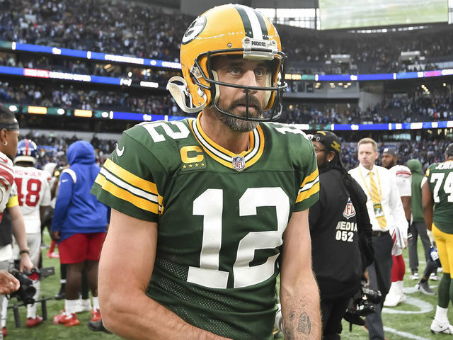 Packers QB Rodgers not practicing Wednesday after hurting thumb