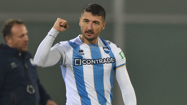PESCARA, ITALY - DECEMBER 22: Salvatore Bocchetti of Pescara Calcio celebrates after scoring goal 1-1 during the Serie B match between Pescara Calcio and Brescia Calcio at Adriatico Stadium on December 22, 2020 in Pescara, Italy.