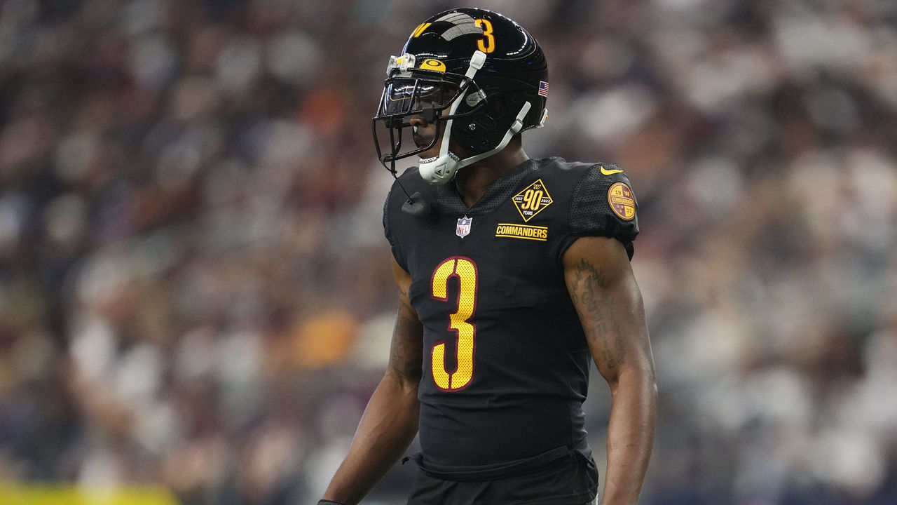 ARLINGTON, TX - OCTOBER 02: William Jackson III #3 of the Washington Commanders looks toward the sideline against the Dallas Cowboys at AT&T Stadium on October 2, 2022 in Arlington, Texas.