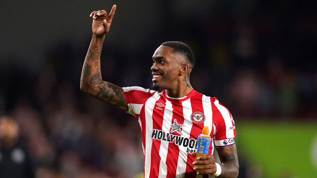 Brentford's Ivan Toney celebrates victory after the final whistle in the Premier League match at the Gtech Community Stadium, London. Picture date: Friday October 14, 2022.