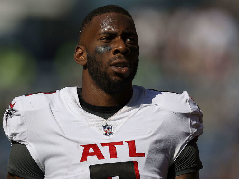 Falcons' Arthur Smith infers Kyle Pitts isn't fully healthy from knee  surgery amid disappointing start to 2023 