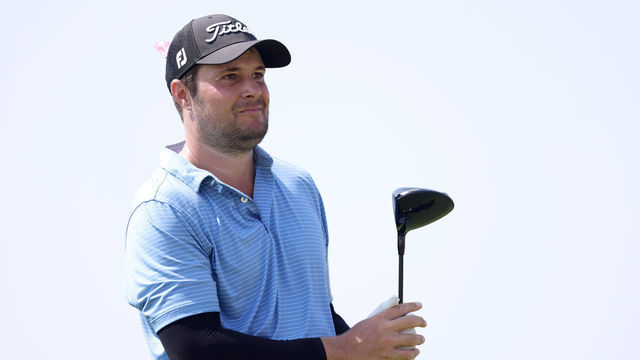 JEDDAH, SAUDI ARABIA - OCTOBER 15: Peter Uihlein of Smash GC watches his shot from the seventh tee during day two of the LIV Golf Invitational - Jeddah at Royal Greens Golf & Country Club on October 15, 2022 in King Abdullah Economic City, Saudi Arabia.