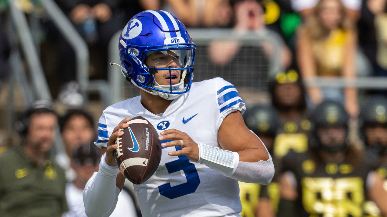 EUGENE, OR - SEPTEMBER 17: Quarterback Jaren Hall #3 of the Brigham Young Cougars passes the ball against the Oregon Ducks during the first half at Autzen Stadium on September 17, 2022 in Eugene, Oregon.