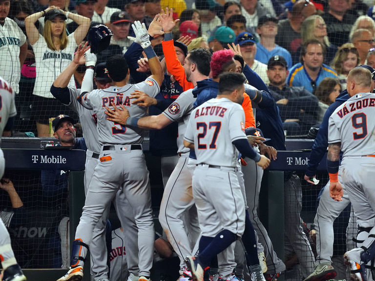 Astros Eliminate Mariners and Advance to ALCS - The New York Times