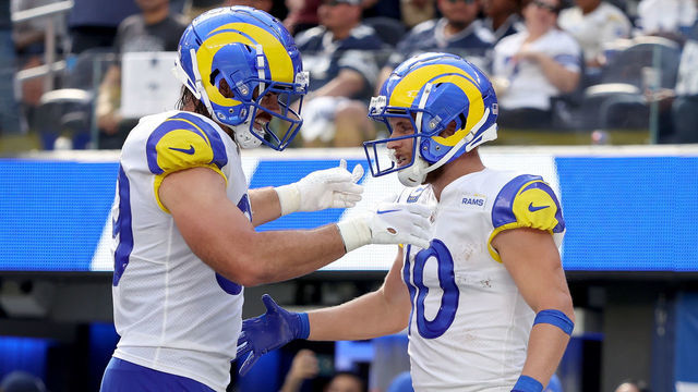 INGLEWOOD, CALIFORNIA - OCTOBER 09: Tyler Higbee #89 of the Los Angeles Rams congratulates Cooper Kupp #10 of the Los Angeles Rams after a touchdown against the Dallas Cowboys during the second quarter at SoFi Stadium on October 09, 2022 in Inglewood, California.