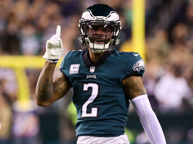 PHILADELPHIA, PENNSYLVANIA - OCTOBER 16: Darius Slay #2 of the Philadelphia Eagles celebrates after a play during the first half of the game at Lincoln Financial Field on October 16, 2022 in Philadelphia, Pennsylvania.