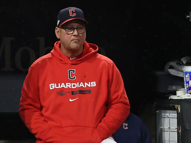 Cleveland Guardians Manager Terry Francona's final home game before  retirement