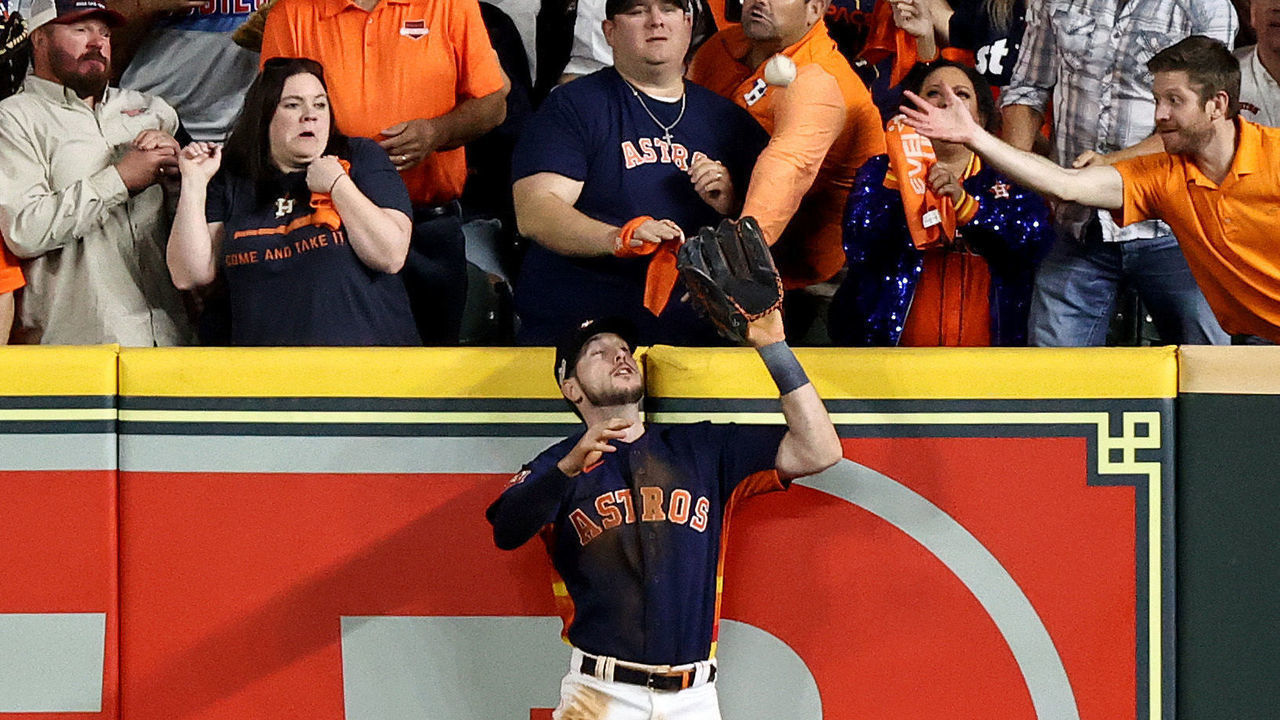 HOUSTON, TEXAS - OCTOBER 20: Kyle Tucker #30 of the Houston Astros makes a catch on a fly ball hit by Aaron Judge #99 of the New York Yankees (not pictured) during the eighth inning in game two of the American League Championship Series at Minute Maid Park on October 20, 2022 in Houston, Texas.