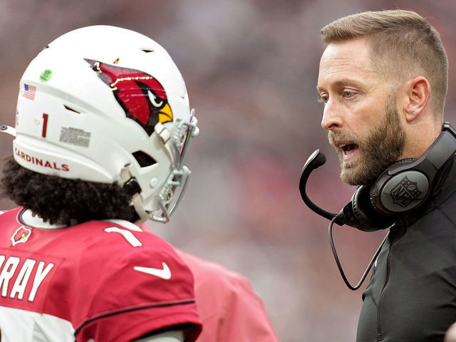 538575 Murray, Kingsbury shrug off heated TNF exchange | theScore