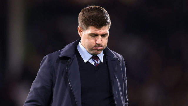 LONDON, ENGLAND - OCTOBER 20: Steven Gerrard, Manager of Aston Villa looks dejected following their sides defeat after the Premier League match between Fulham FC and Aston Villa at Craven Cottage on October 20, 2022 in London, England.