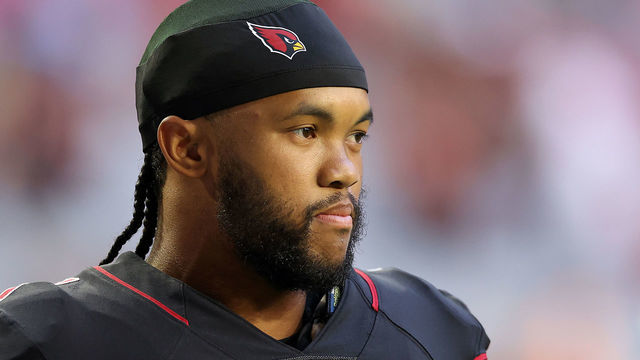 GLENDALE, ARIZONA - OCTOBER 20: Kyler Murray #1 of the Arizona Cardinals warms up prior to the game against the New Orleans Saints at State Farm Stadium on October 20, 2022 in Glendale, Arizona.