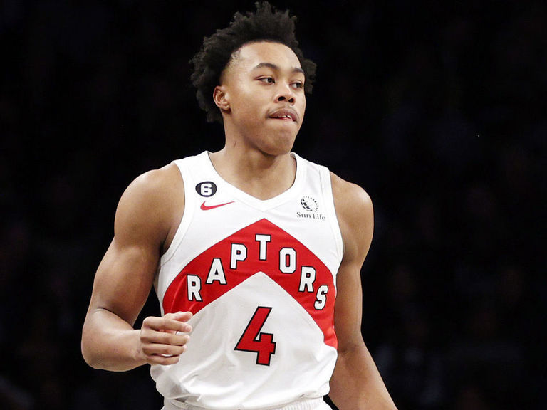 Raptors' Barnes Suffers Ankle Sprain In Loss To Heat | TheScore.com