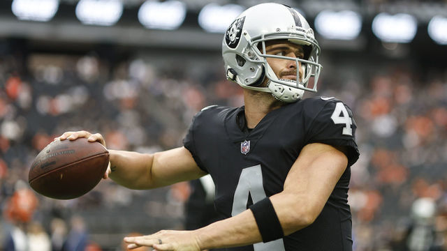 LAS VEGAS, NEVADA - OCTOBER 02: Derek Carr #4 of the Las Vegas Raiders warms up prior to a game against the Denver Broncos at Allegiant Stadium on October 02, 2022 in Las Vegas, Nevada.