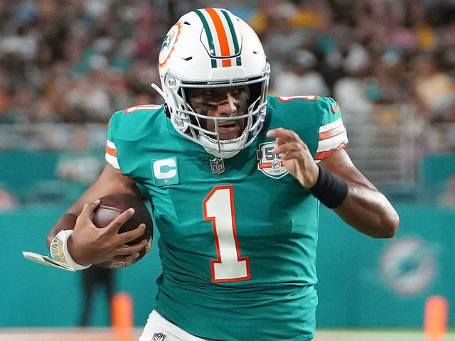 Dolphins edge Steelers in Tua's SNF return