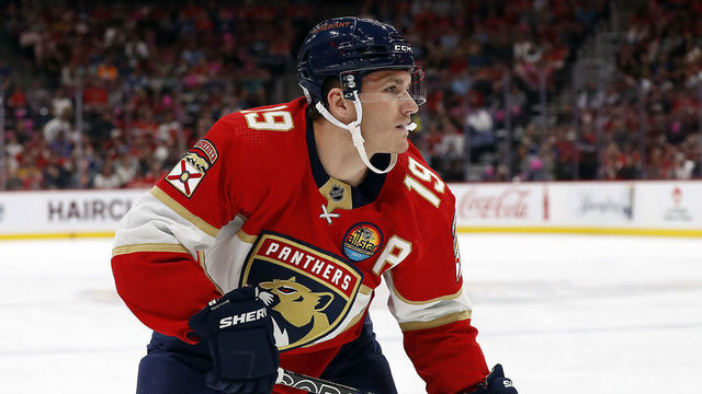 SUNRISE, FLORIDA - OCTOBER 21: Matthew Tkachuk #19 of the Florida Panthers skates for position against the Tampa Bay Lightning at the FLA Live Arena on October 21, 2022 in Sunrise, Florida.