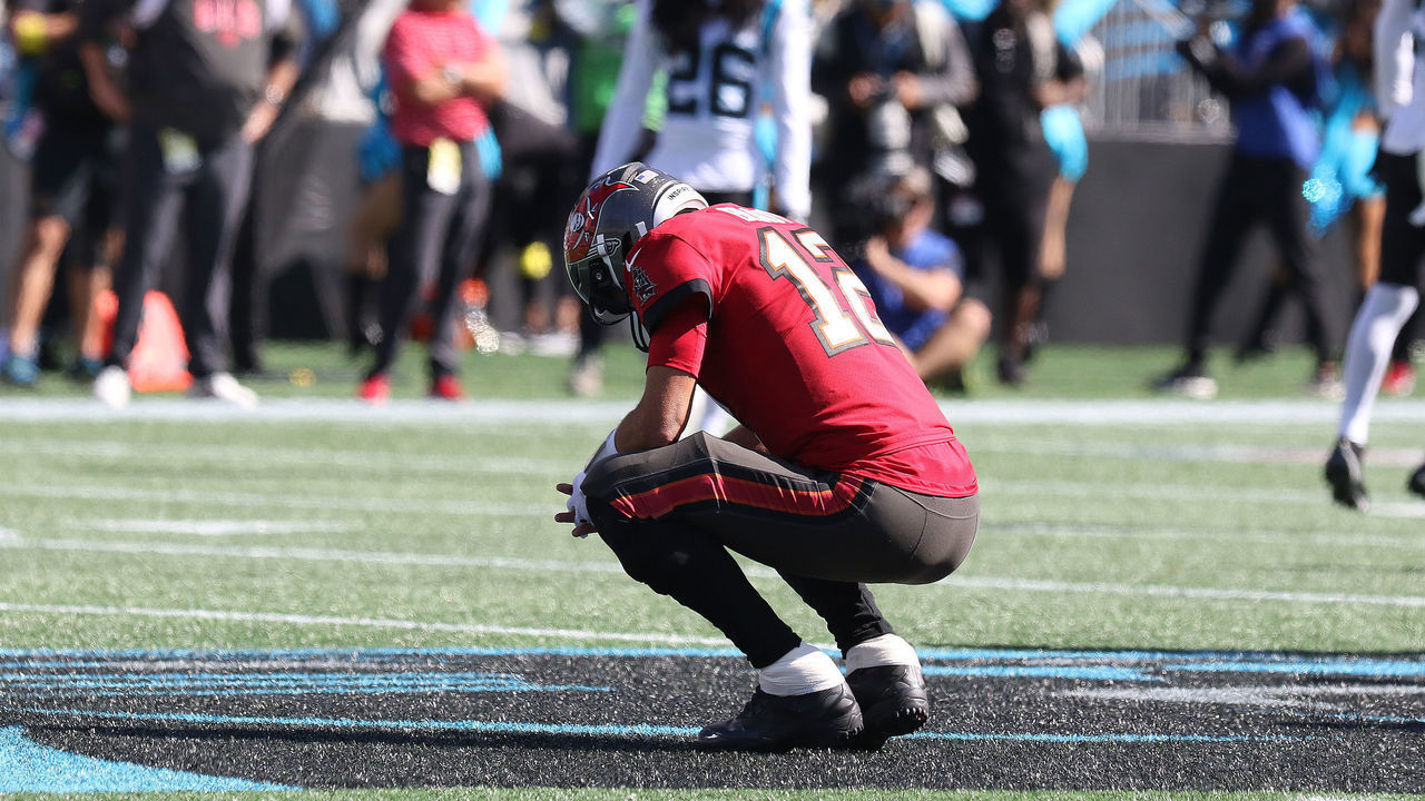 CHARLOTTE, NC - OCTOBER 23: Tampa Bay Buccaneers quarterback Tom Brady (12) looks dejected after another unsuccessful 3rd down play during an NFL football game between the Tampa Bay Buccaneers and the Carolina Panthers on October 23, 2022 at Bank of America Stadium in Charlotte, N.C.