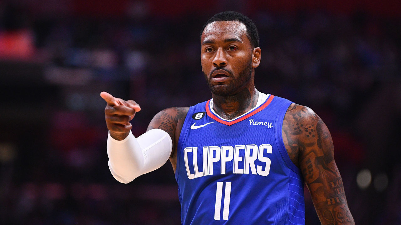 LOS ANGELES, CA - OCTOBER 23: Los Angeles Clippers guard John Wall (11) looks on during a NBA game between the Phoenix Suns and the Los Angeles Clippers on October 23, 2022 at Crypto.com Arena in Los Angeles, CA.