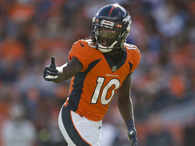 Wide receiver Courtland Sutton of the Denver Broncos signals a first  News Photo - Getty Images