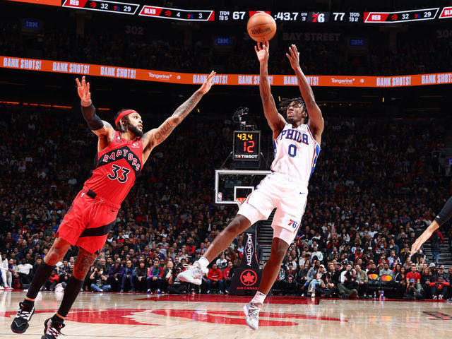 TORONTO, CANADA - OCTOBER 28: Tyrese Maxey #0 of the Philadelphia 76ers shoots the ball during the game against the Toronto Raptors on October 28, 2022 at the Scotiabank Arena in Toronto, Ontario, Canada. Mandatory Copyright Notice: Copyright 2022 NBAE