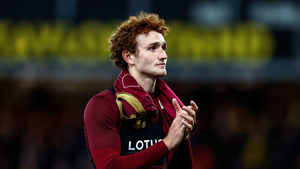 Norwich City's Josh Sargent applauds the fans at full time in the Sky Bet Championship match at Vicarage Road, Watford. Picture date: Saturday October 15, 2022.