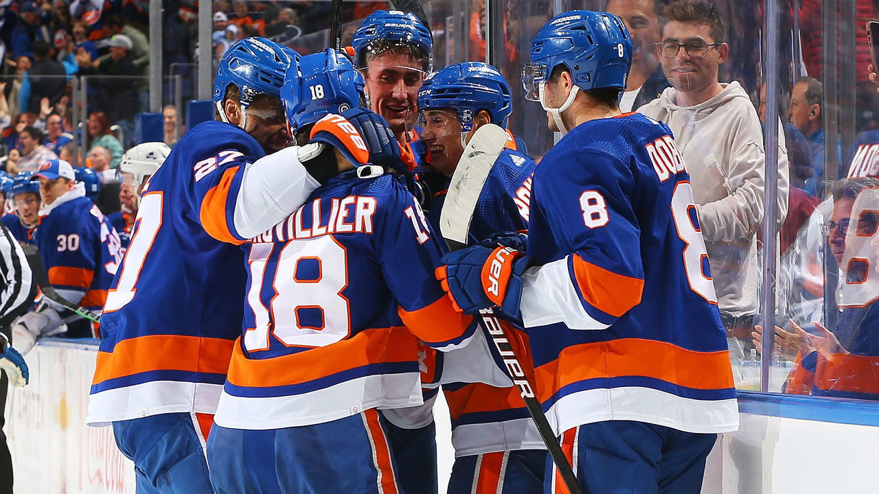 ELMONT, NEW YORK - OCTOBER 29: Anthony Beauvillier #18 of the New York Islanders celebrates his third period goal against the Colorado Avalanche at UBS Arena on October 29, 2022 in Elmont, New York.