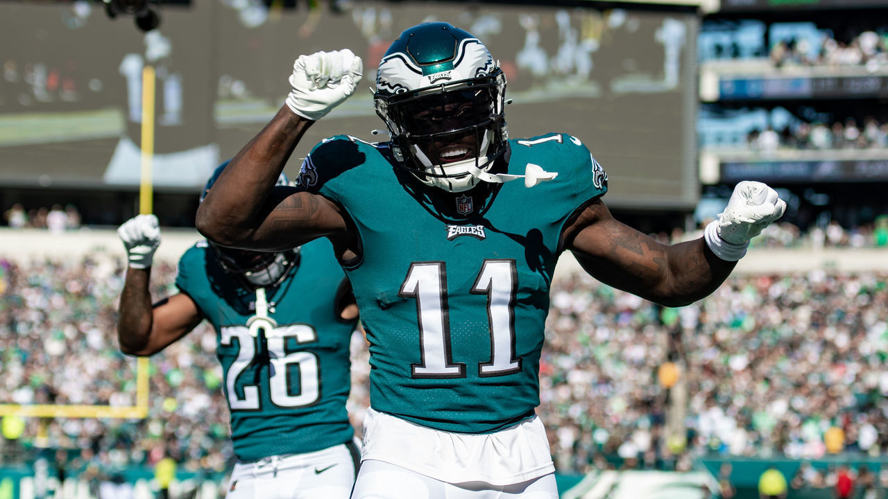 PHILADELPHIA, PA - OCTOBER 30: Philadelphia Eagles wide receiver A.J. Brown (11) reacts after catching a touchdown pass during the first half of the game between the Pittsburgh Steelers and Philadelphia Eagles on Sunday, October 30, 2022 at Lincoln Financial Field in Philadelphia, PA
