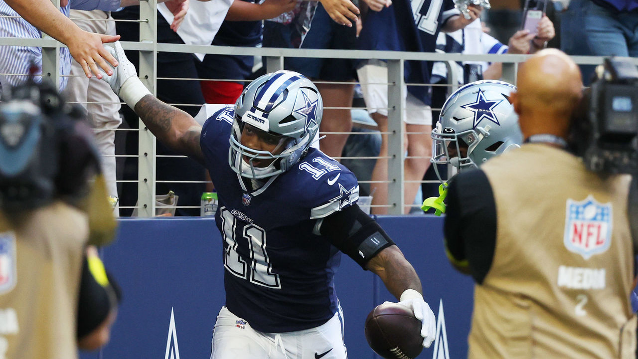 Cowboys' Prescott, Parsons rumble to 49-29 win over Bears