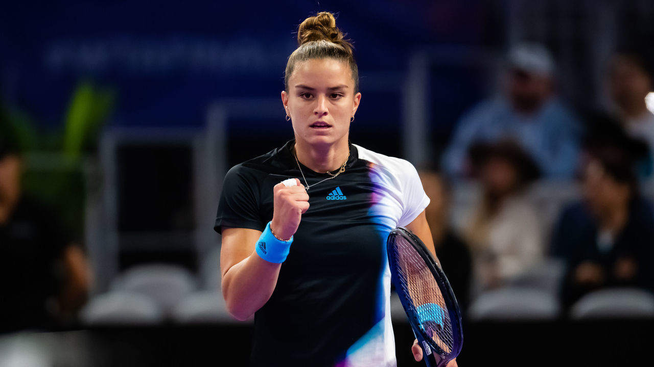 FORT WORTH, TEXAS - OCTOBER 31: Maria Sakkari of Greece celebrates winning a point against Jessica Pegula of the United States during her first round-robin group stage match on Day 1 of the 2022 WTA Finals, part of the Hologic WTA Tour, at Dickies Arena on October 31, 2022 in Fort Worth, Texas.
