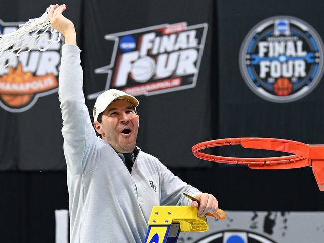 INDIANAPOLIS, INDIANA - APRIL 05: Head coach Scott Drew of the Baylor Bears cuts down the net after his team's win against the Gonzaga Bulldogs in the National Championship game of the 2021 NCAA Men's Basketball Tournament at Lucas Oil Stadium on April 05, 2021 in Indianapolis, Indiana.