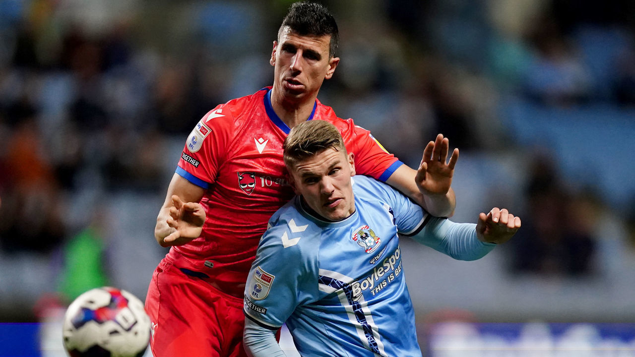 Coventry City's Viktor Gyokeres battles with Blackburn Rovers' Daniel Ayala during the Sky Bet Championship match at the Coventry Building Society Arena, Coventry. Picture date: Tuesday November 1, 2022.