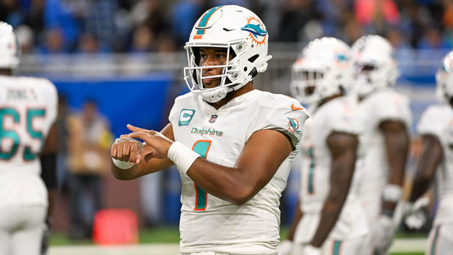 DETROIT, MI - OCTOBER 30: Miami Dolphins quarterback Tua Tagovailoa (1) calls to the bench about a play call following a timeout during the Detroit Lions versus the Miami Dolphins game on Sunday October 30, 2022 at Ford Field in Detroit, MI.