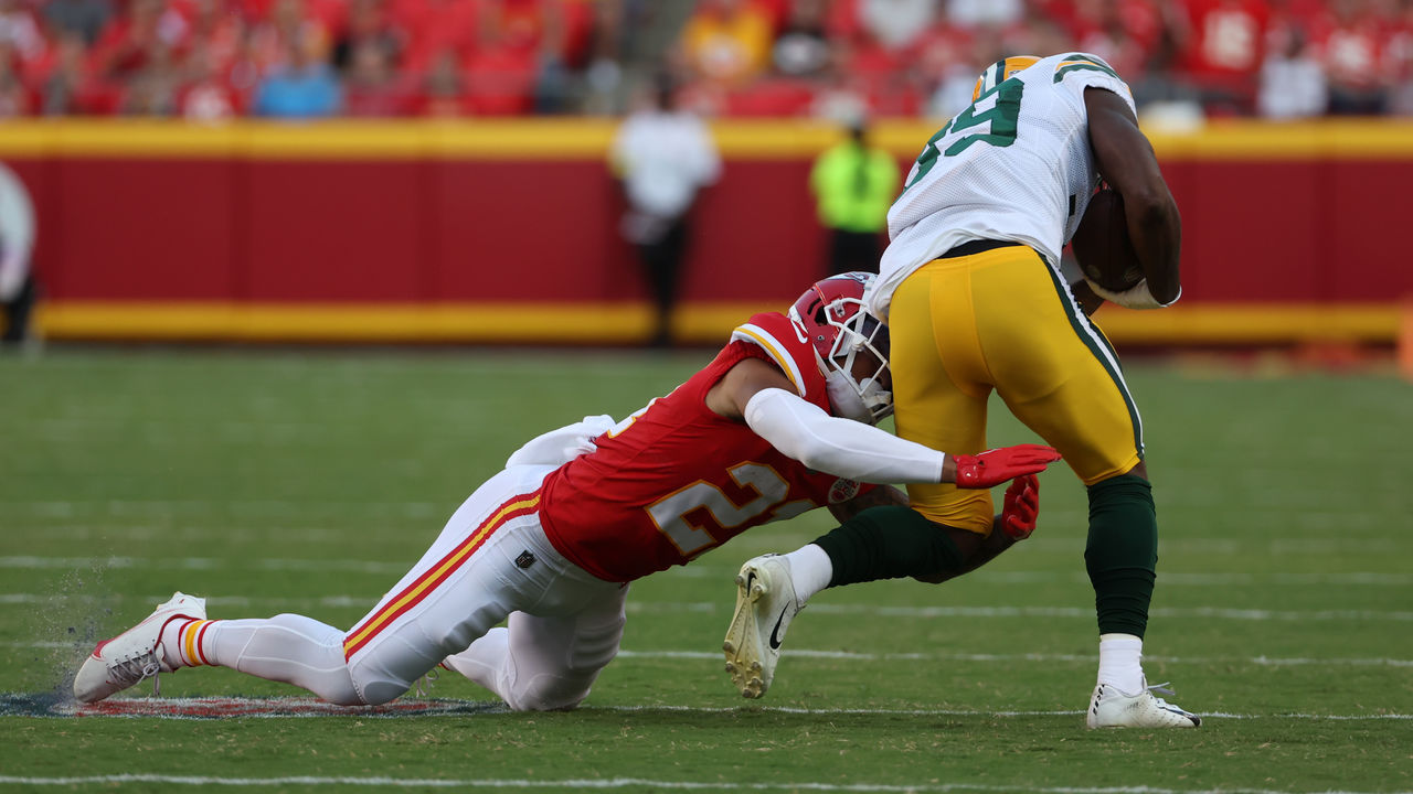 FILE - Kansas City Chiefs' Chris Lammons leaves the field before