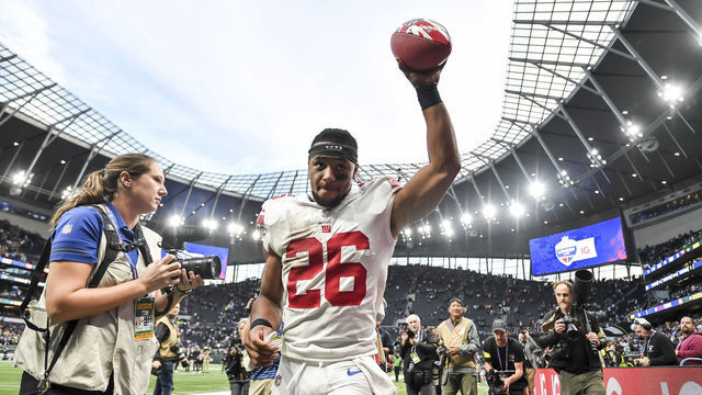LONDON, ENGLAND - OCTOBER 09: Saquon Barkley of New York Giants celebrates after winning after the NFL match between New York Giants and Green Bay Packers at Tottenham Hotspur Stadium on October 9, 2022 in London, England.
