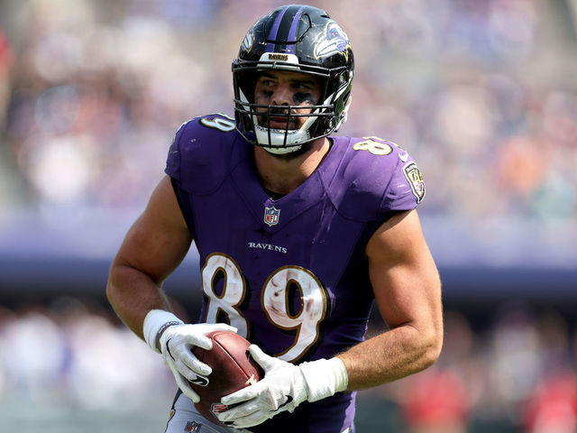 BALTIMORE, MARYLAND - SEPTEMBER 18: Tight end Mark Andrews #89 of the Baltimore Ravens looks on after making a catchagainst the Miami Dolphinsat M&T Bank Stadium on September 18, 2022 in Baltimore, Maryland.
