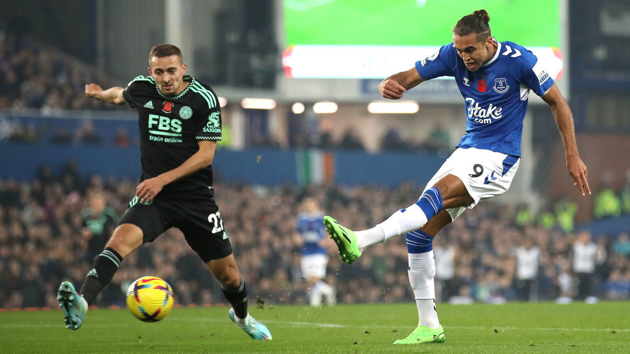 Everton's Dominic Calvert-Lewin (right) shoots towards goal during the Premier League match at Goodison Park, Liverpool. Picture date: Saturday November 5, 2022.