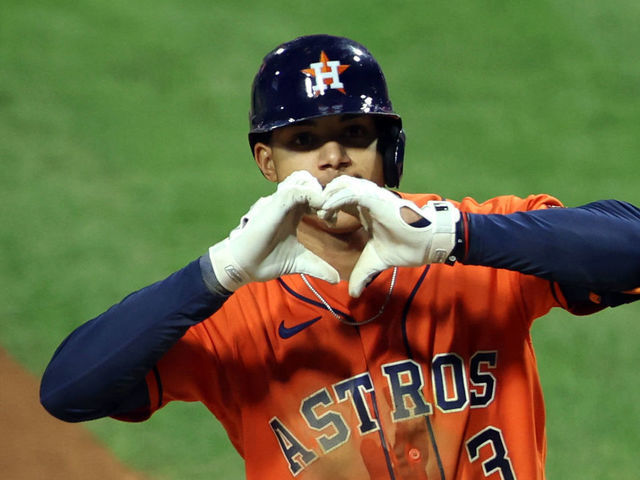 Astros' Pena helps kids access sports in wake of MVP win | theScore.com