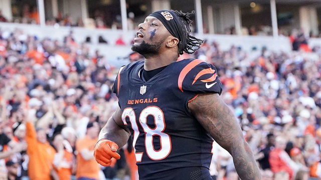 CINCINNATI, OHIO - NOVEMBER 06: Joe Mixon #28 of the Cincinnati Bengals runs off the field at halftime in the game against the Carolina Panthers at Paycor Stadium on November 06, 2022 in Cincinnati, Ohio.