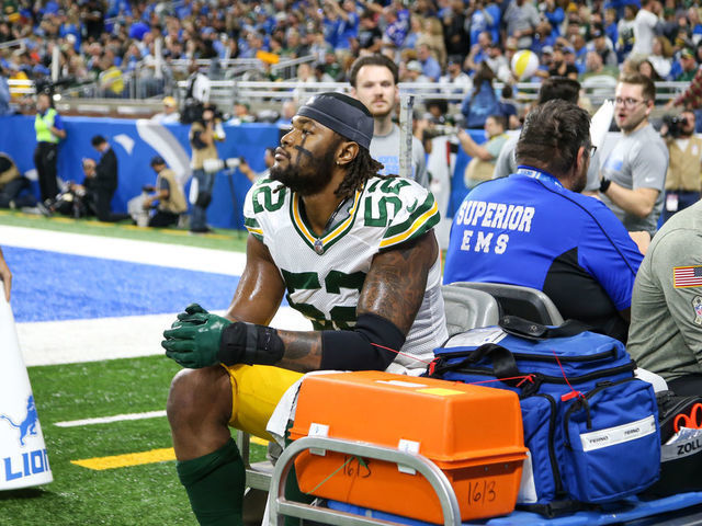 Green Bay Packers WR Romeo Doubs carted to locker room