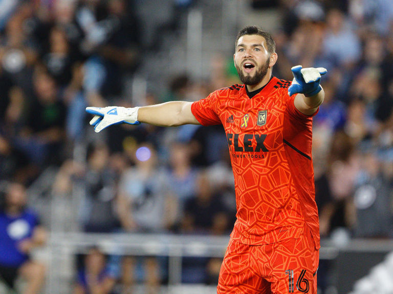 Canada s Crepeau To Miss World Cup After Breaking Leg With LAFC canada-s-crepeau-to-miss-world-cup-after-breaking-leg-with-lafc