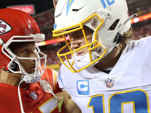 Chargers vs. Chiefs score, takeaways: Patrick Mahomes, Chiefs