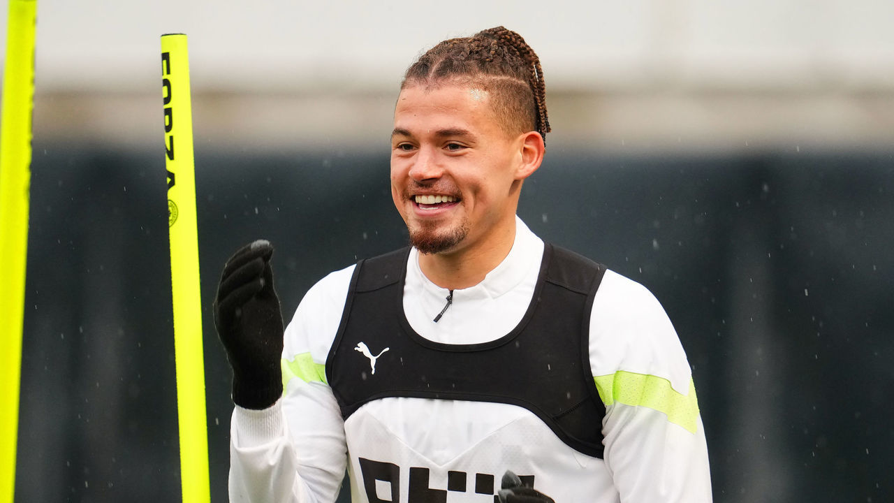 MANCHESTER, ENGLAND - NOVEMBER 01: Kalvin Phillips of Manchester City in action during a training session ahead of their UEFA Champions League group G match against Sevilla FC at Etihad Stadium on November 01, 2022 in Manchester, England.