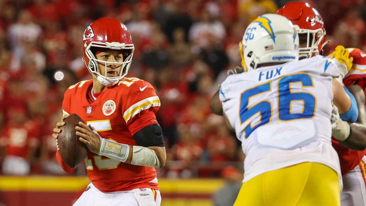 NFL Week 11: Sunday Night Football Kansas City Chiefs vs Los