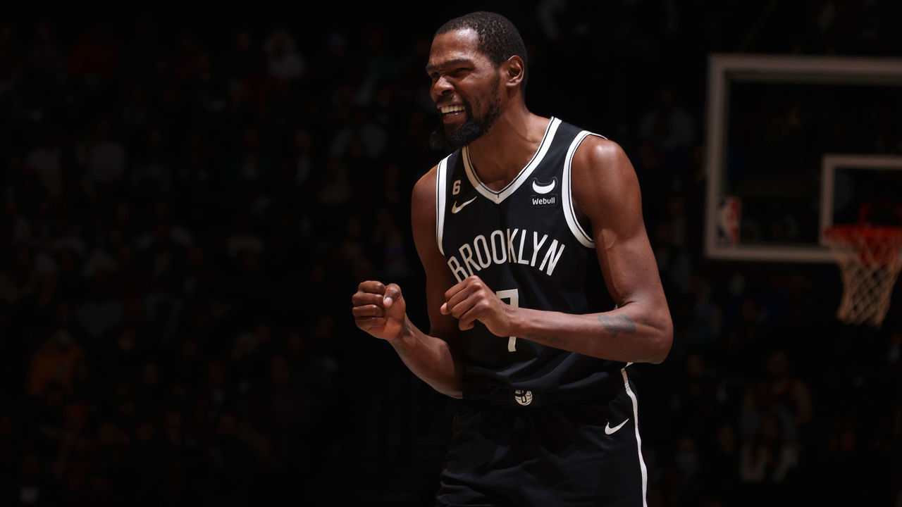 BROOKLYN, NY - NOVEMBER 9: Kevin Durant #7 of the Brooklyn Nets reacts to a play during the game against the New York Knicks on November 9, 2022 at Barclays Center in Brooklyn, New York. Mandatory Copyright Notice: Copyright 2022 NBAE